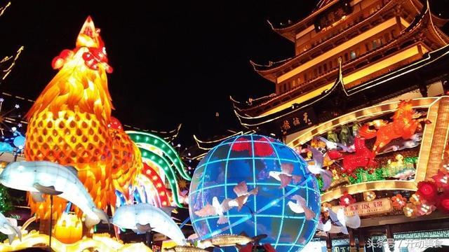 城隍廟新玩法，傳統(tǒng)與現(xiàn)代交融的新年味！