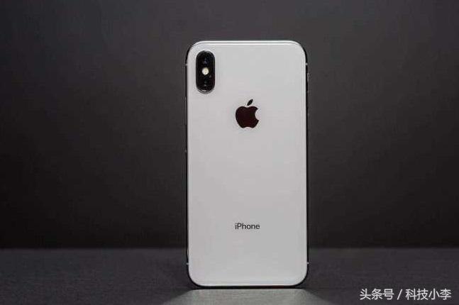 iPhoneX價格再度狂跌，256G版直降1700元，現(xiàn)在值得入手？