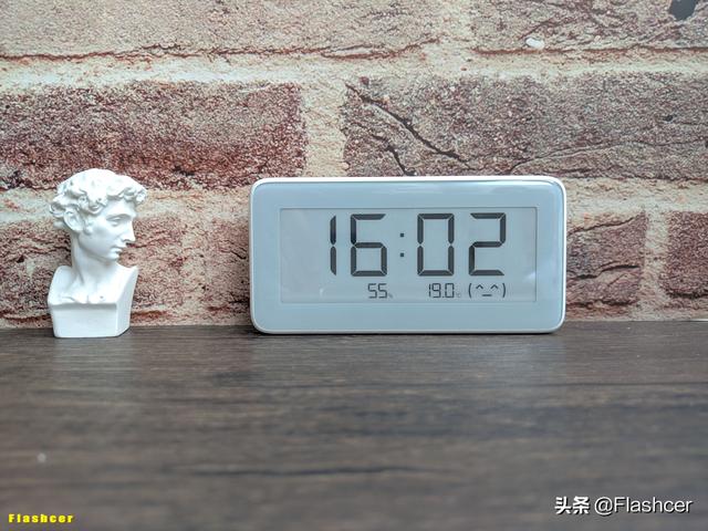 「大F測評16」電子溫濕度計Pro，不僅僅是看時間、看溫濕度