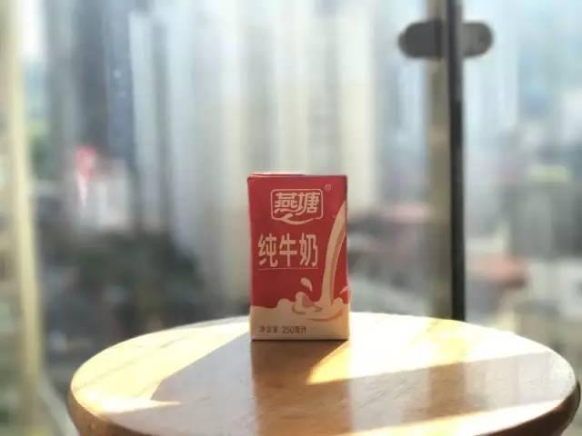 純牛奶應(yīng)該怎么選？國產(chǎn)的好還是進(jìn)口的好？