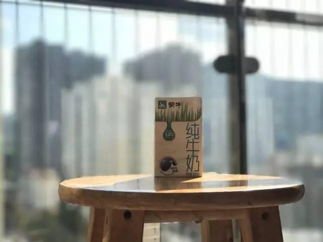 純牛奶應(yīng)該怎么選？國產(chǎn)的好還是進(jìn)口的好？